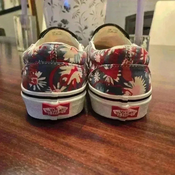 Vans Mens Slip On Shoes Classic Crew Floral Blue Low Top Size 10 - Picture 3 of 7